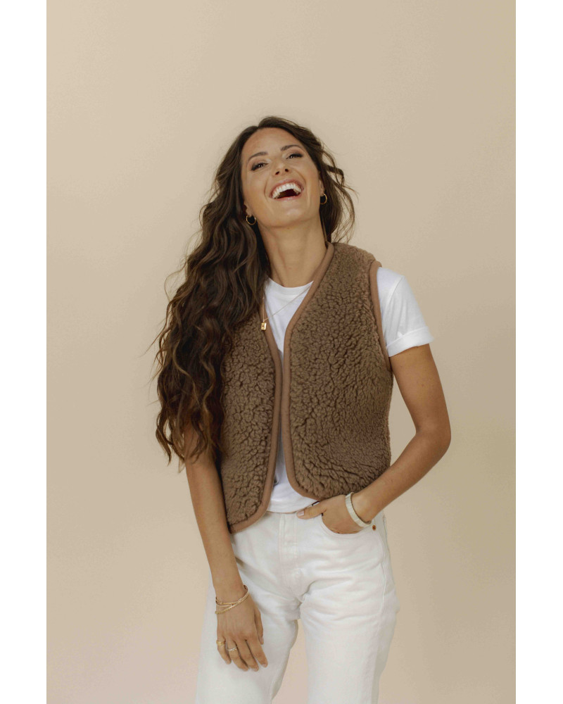 Le gilet en laine sans manche pour pimper vos tenues !